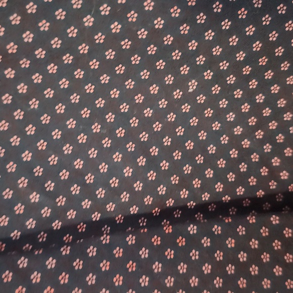 Express Brand dress shirt. Men's Size Medium - Picture 3 of 3